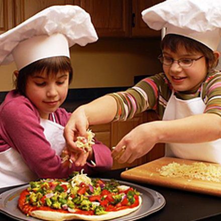 INNOVATIVE TIPS TO MAKE YOUR KIDS EAT HEALTHIER FOOD